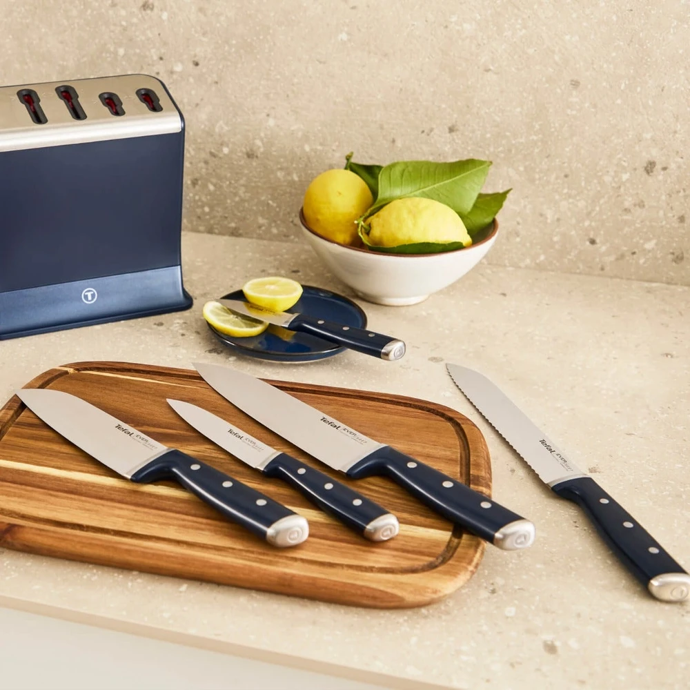 Peilių rinkinys su stovu Tefal EverSharp Pro (K297S644), su integruotu automatiniu galąstuvu, 5 vnt.