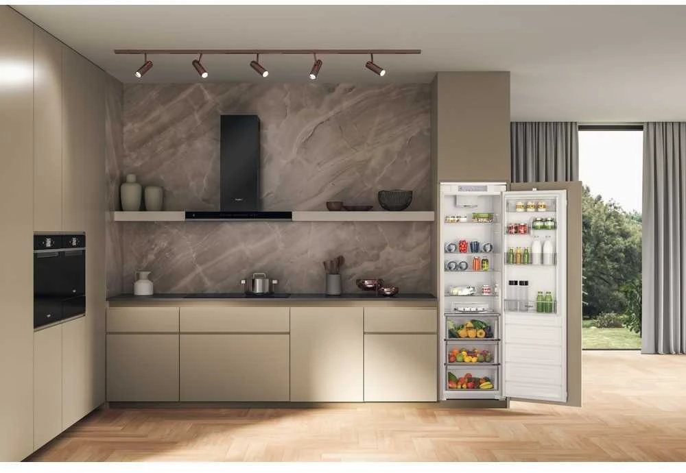 Whirlpool Šaldytuvas | WHSD18A013D1 | Energy efficiency class E | Built-in | Larder | Height 177 cm | Šaldytuvas net capacity 306 L | Ekranas | 30 dB | Nerūdijantis plienas