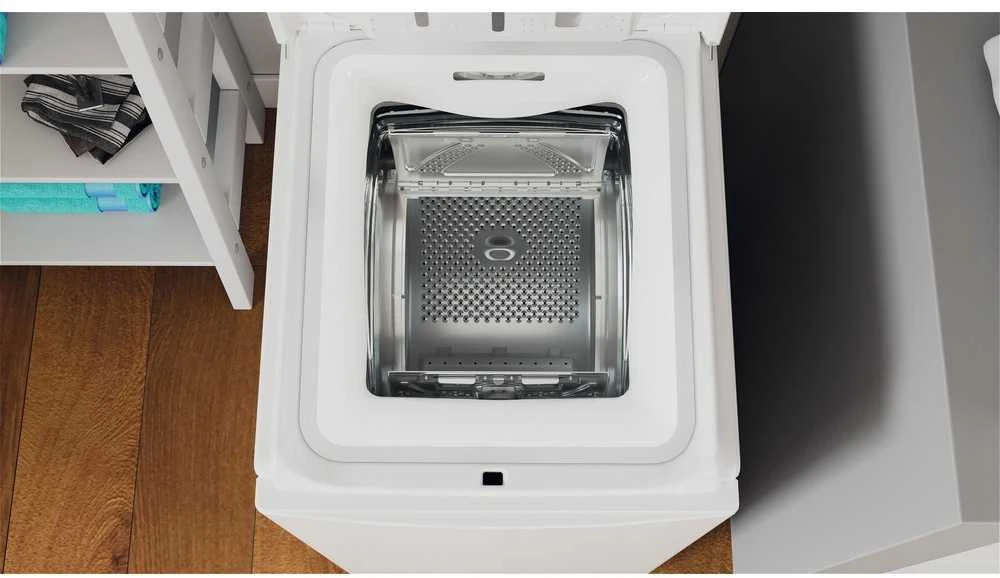 INDESIT Viršutinė skalbimo mašina BTW S60400 EU/N, C energijos klasė, 6kg, 1000 aps./min., Gylis 60 cm