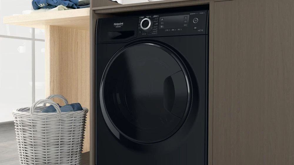 Hotpoint ARISTON Hotpoint | Skalbimo mašina With Dryer | NDD 11725 BDA EE | Energy efficiency class E | Front loading | 7kg | Skalbimo talpa 11 kg | Yes | LCD | Gylis 61 cm | Steam function | Juodas