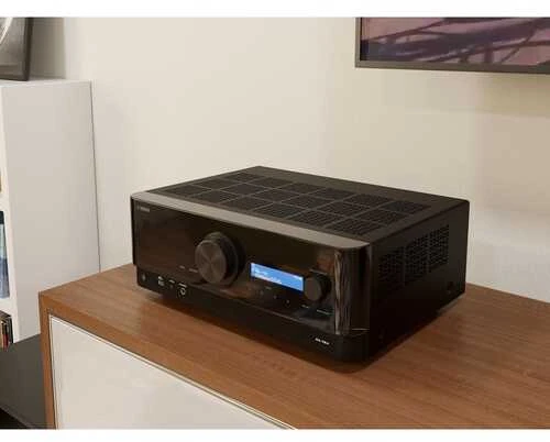 AV stiprintuvas Yamaha RX-V6A
