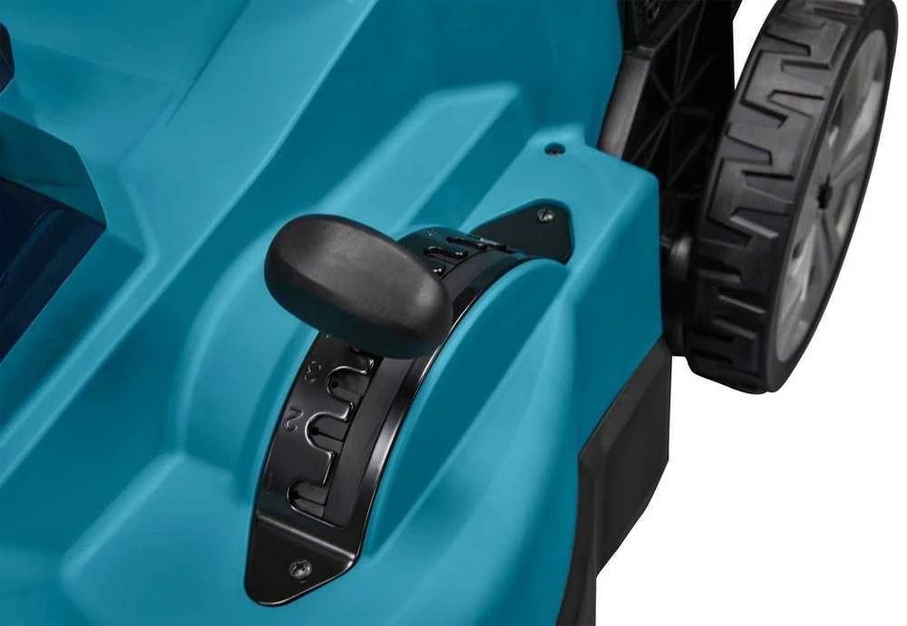 Makita DLM538Z akumuliatorinė vejapjovė 2 x 18 V, 53 cm, 4 viename (pjovimas / surinkimas / mulčiavimas / išmetimas į galą), 25,5kg, plastikinis korpusas, be akumuliatorinio ir krovinio