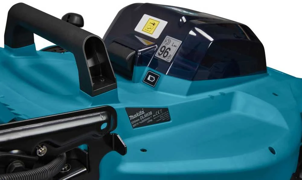 Makita DLM538Z akumuliatorinė vejapjovė 2 x 18 V, 53 cm, 4 viename (pjovimas / surinkimas / mulčiavimas / išmetimas į galą), 25,5kg, plastikinis korpusas, be akumuliatorinio ir krovinio