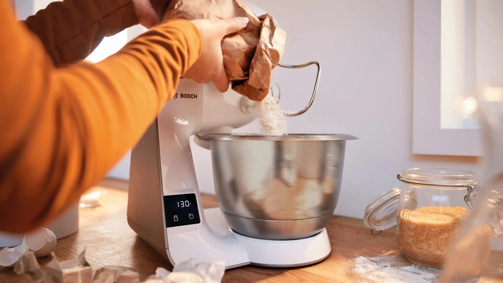 Virtuvinis kombainas Bosch MUM5XL74 Series 4, Kitchen machine with scale, MUM 5, 1000 W, Baltas, champagne