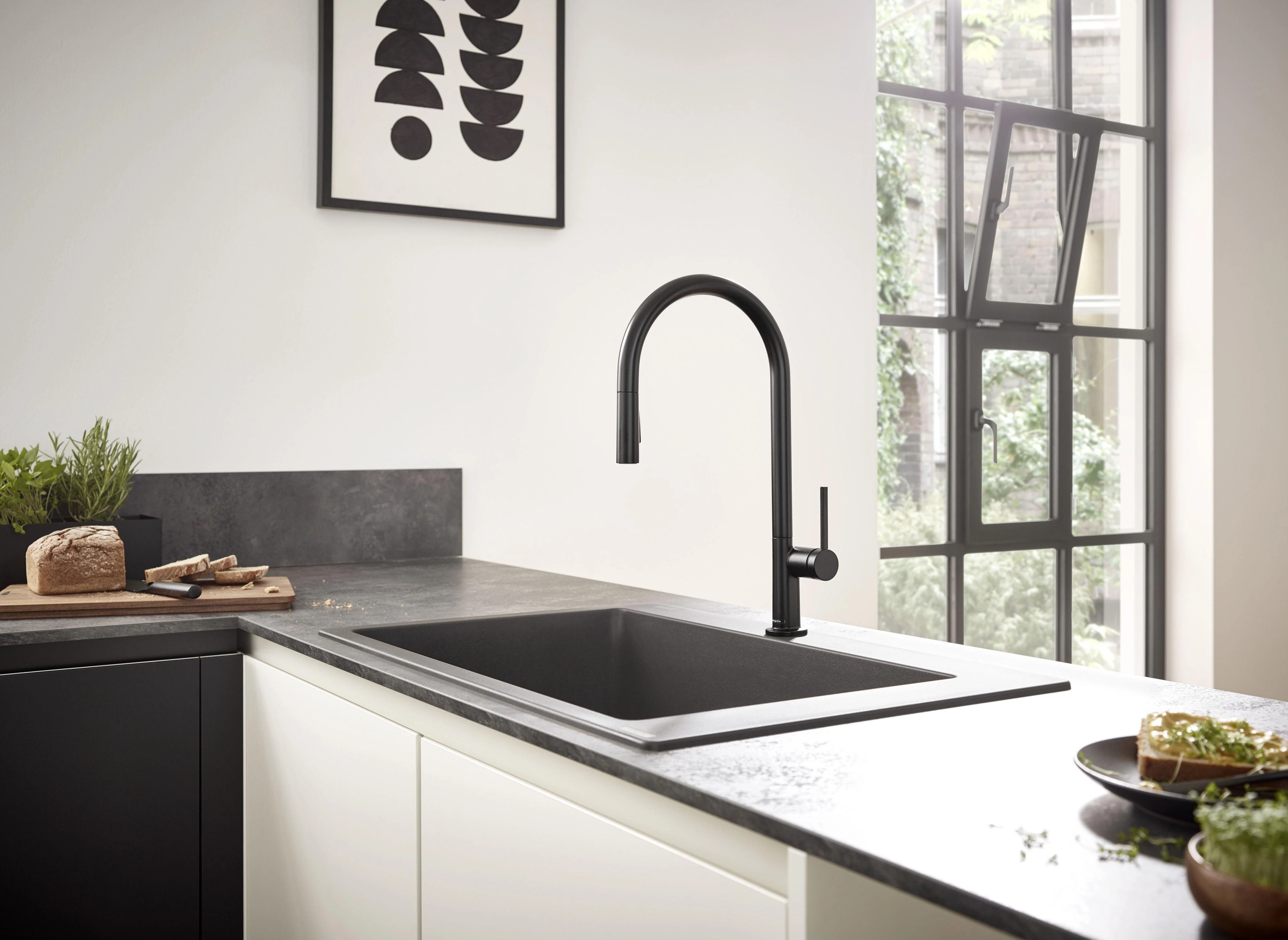 Virtuvinis maišytuvas su ištraukiama žarna Hansgrohe Talis M54 72801670 (juodas matinis)