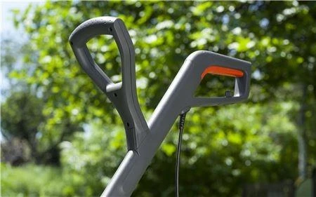 Elektrinė žoliapjovė  GARDENA SmallCut 300/23