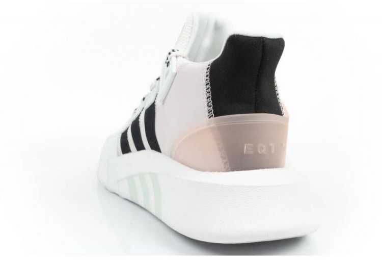 Adidas bateliai