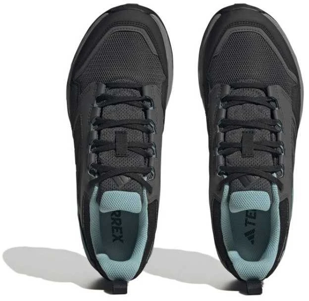 Adidas bateliai