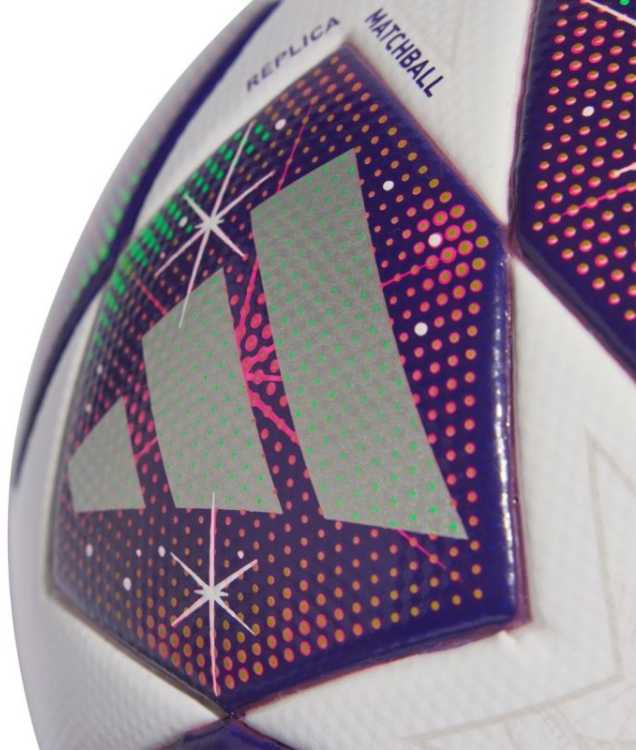Adidas kamuolys