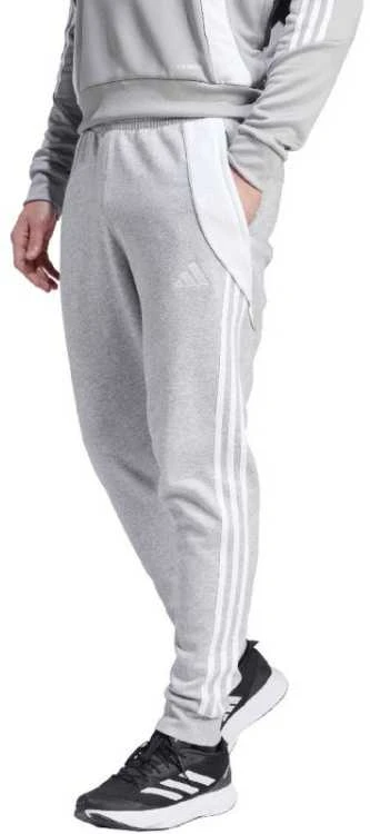 Adidas kelnės