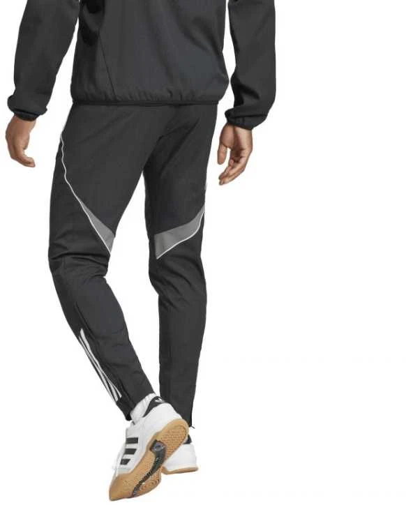 Adidas kelnės