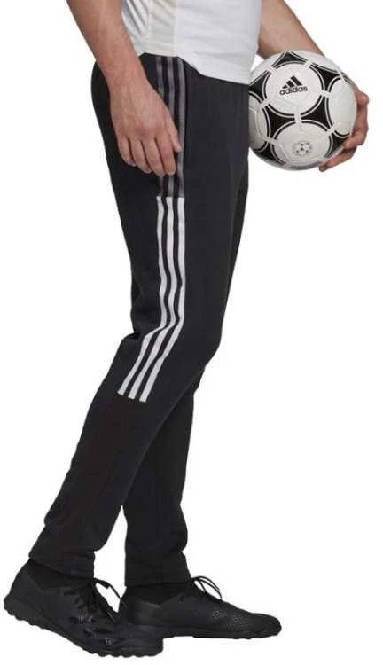Adidas kelnės