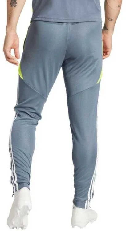 Adidas kelnės