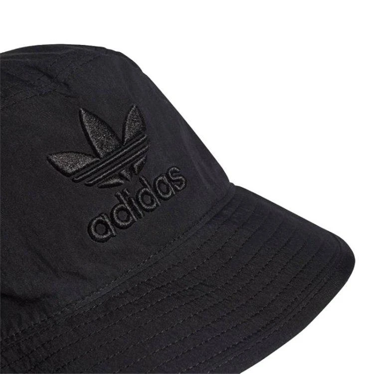 Adidas kepurė