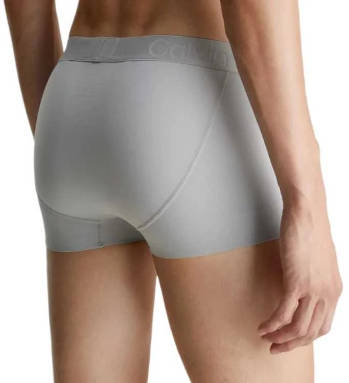 Calvin Klein trumpikės