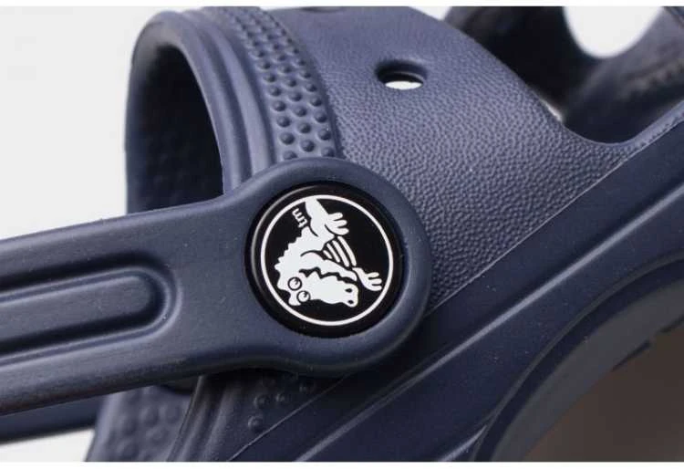 Crocs bateliai
