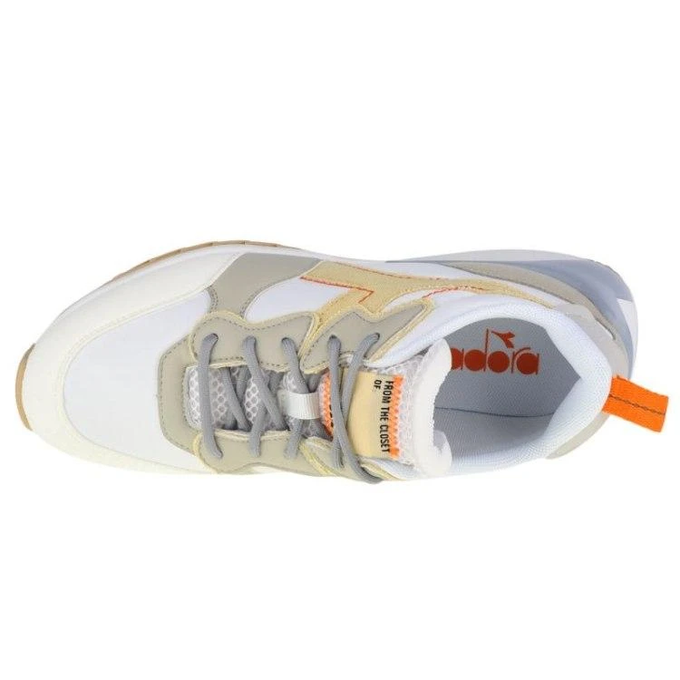 Diadora bateliai