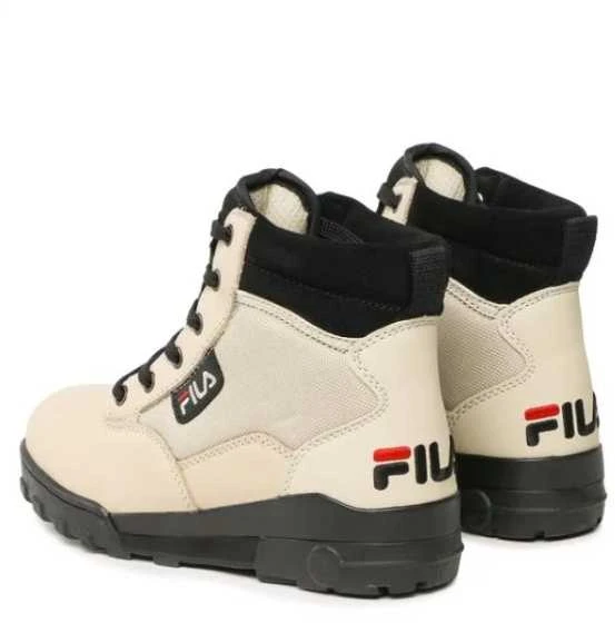Fila Holdings Fila bateliai