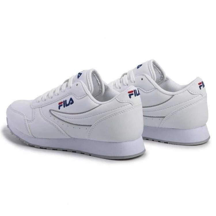 Fila Holdings Fila bateliai