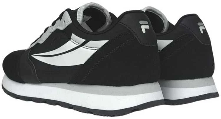 Fila Holdings Fila bateliai