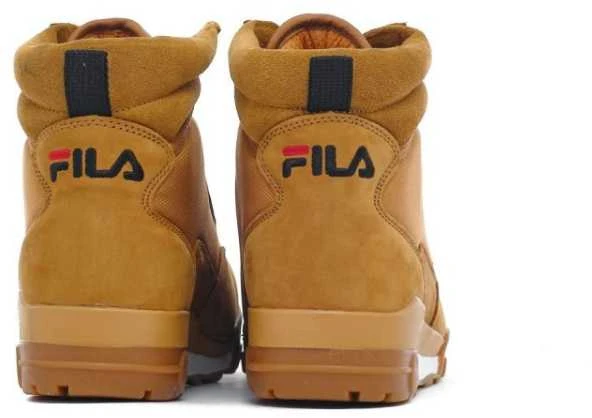 Fila Holdings Fila bateliai