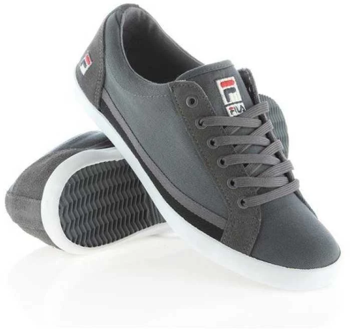 Fila Holdings Fila bateliai