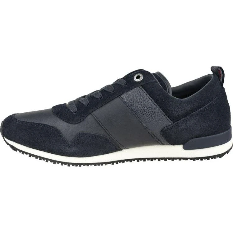 Tommy Hilfiger bateliai