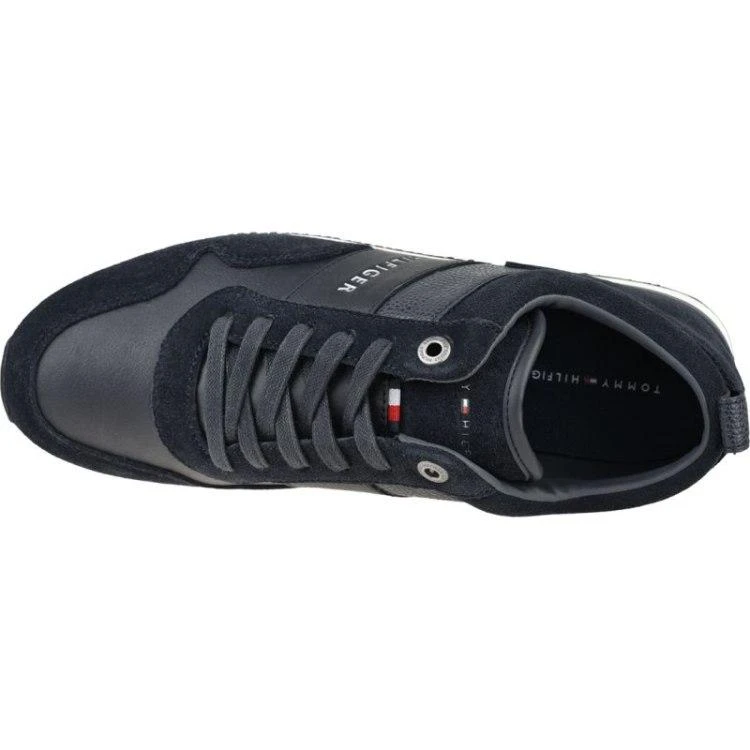 Tommy Hilfiger bateliai