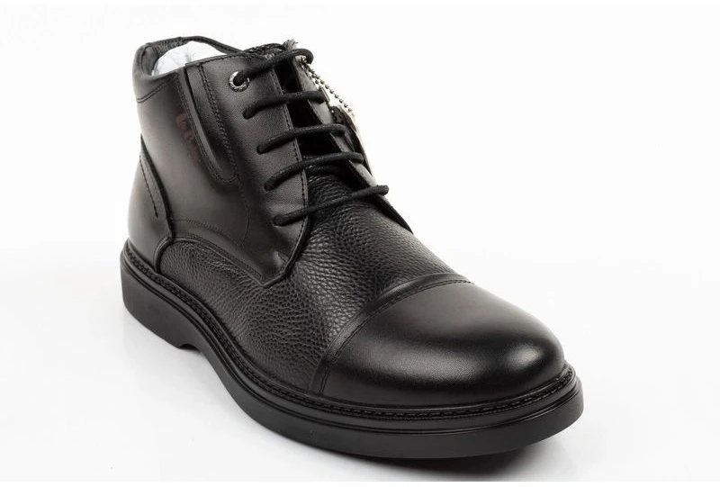 Lee Cooper bateliai