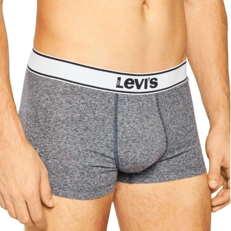 Levis trumpikės
