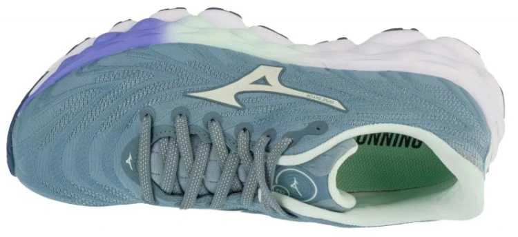 Mizuno bateliai