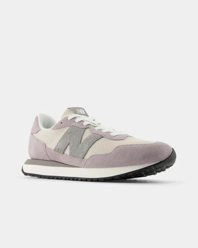 New Balance bateliai