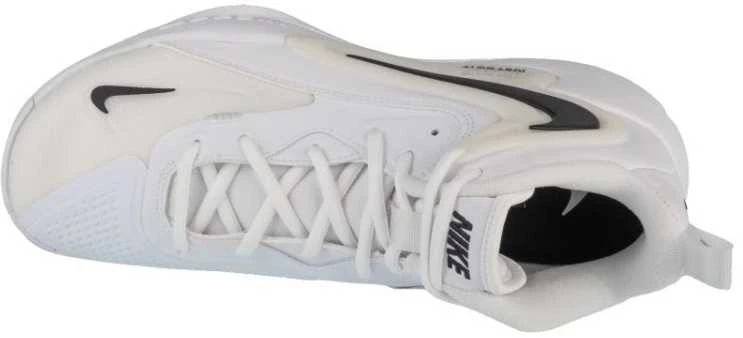 Nike bateliai