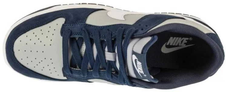 Nike bateliai