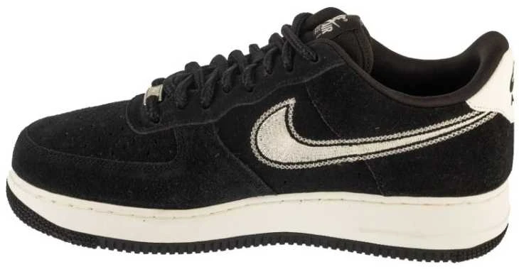 Nike bateliai