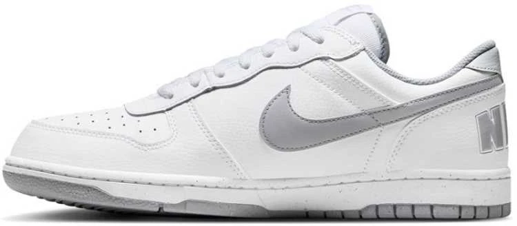 Nike bateliai