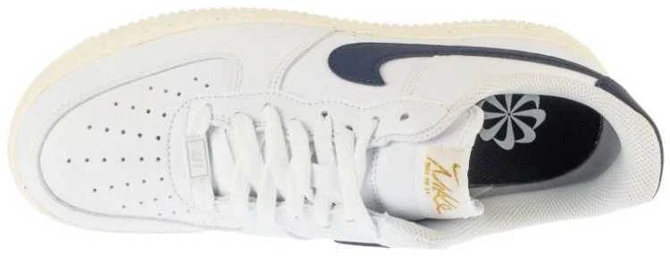 Nike bateliai