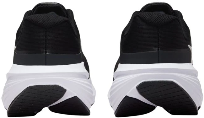 Nike bateliai