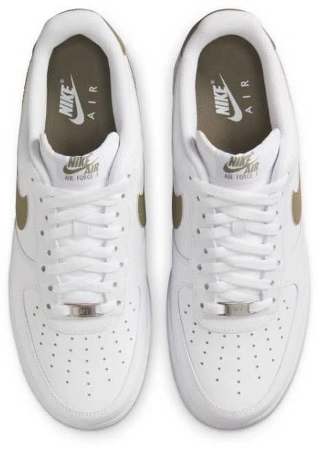 Nike bateliai