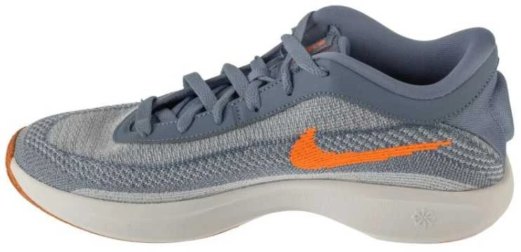 Nike bateliai