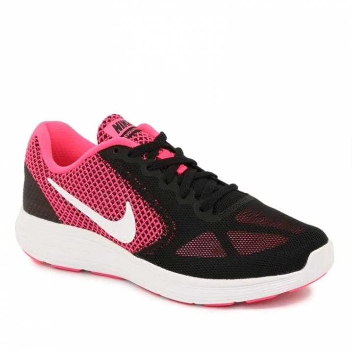 Nike bateliai