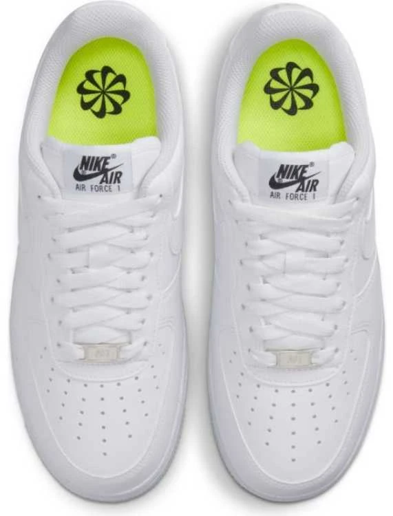 Nike bateliai