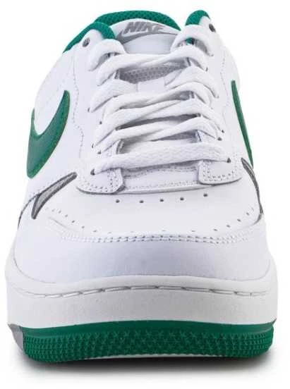 Nike bateliai