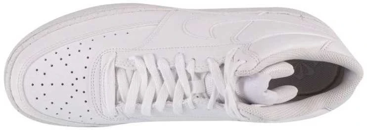 Nike bateliai
