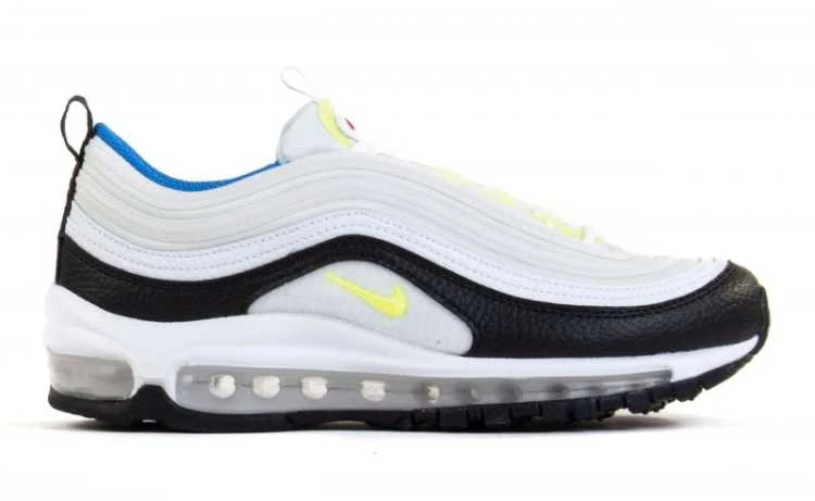 Nike bateliai