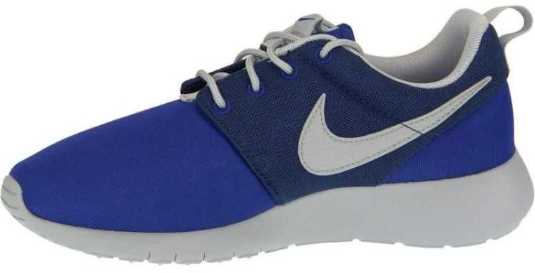 Nike bateliai