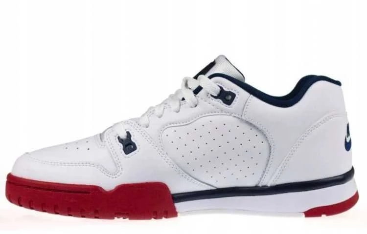 Nike bateliai