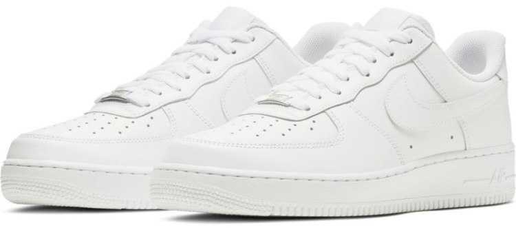 Nike bateliai