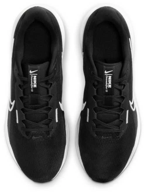 Nike bateliai