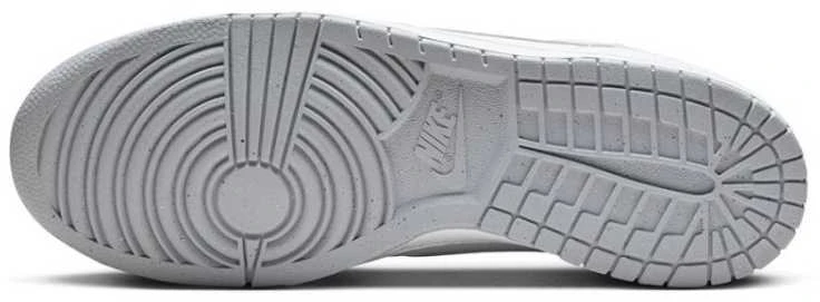 Nike bateliai